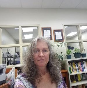 Meet your Posher, Pamela